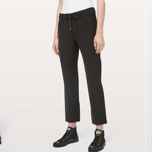 Lululemon on the fly mid-rise pant *travelwoven